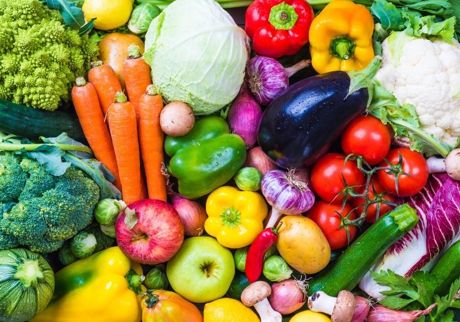 Food Myths Debunked: Is a Vegetarian Diet Automatically Healthier?